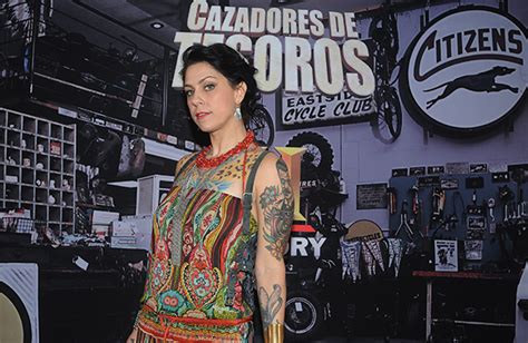 danielle cazadores de tesoros history channel|DANIELLE COLBY